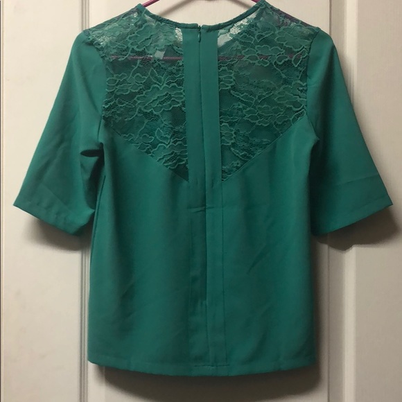Blouse - Picture 2 of 2